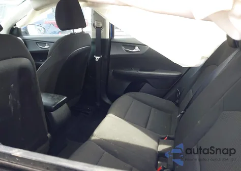 2021 Kia Forte Lxs z USA, uszkodzony, nr VIN 3KPF24AD3ME377416